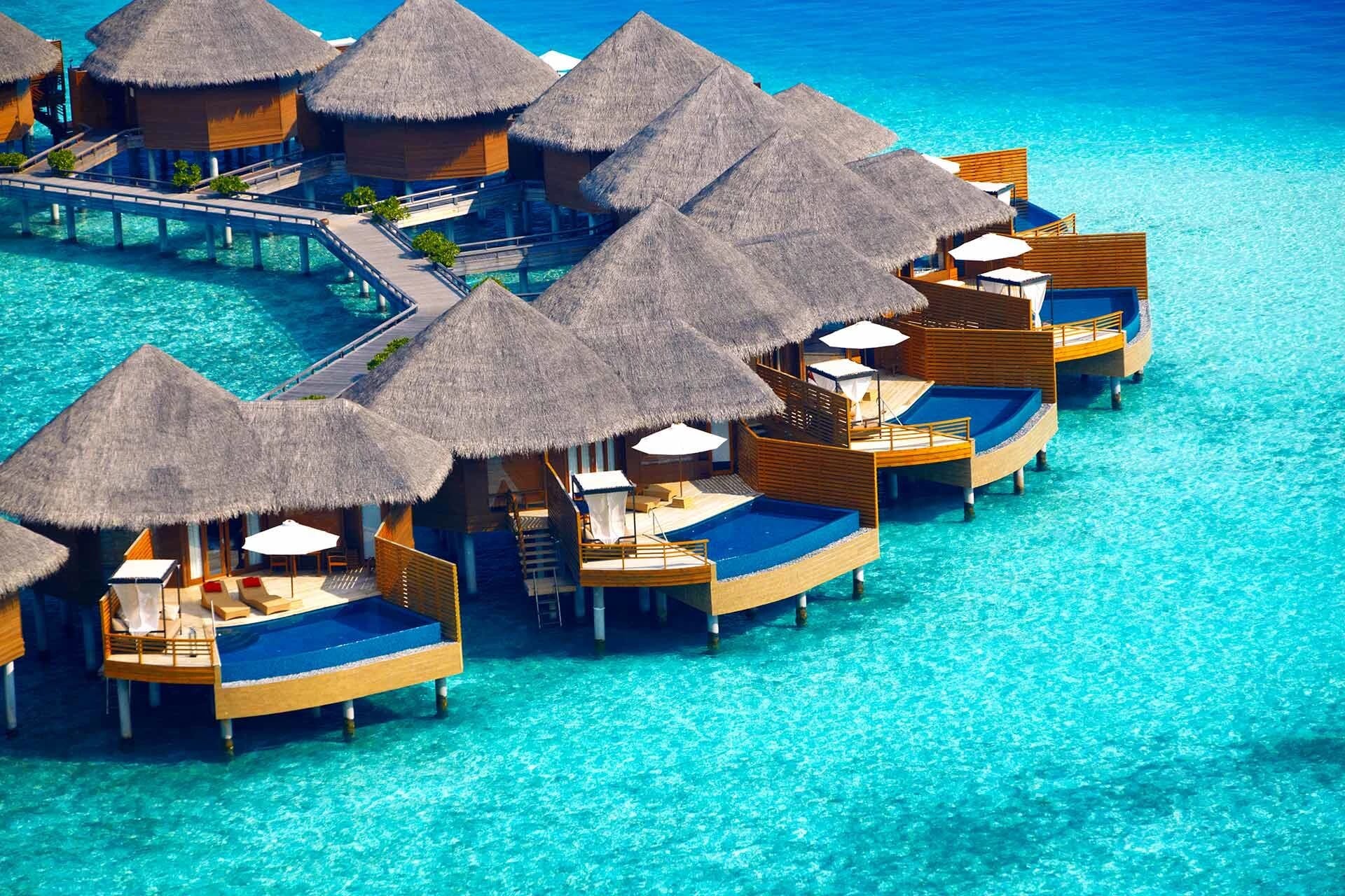 baros-maldives-best-resort-for-low-budget