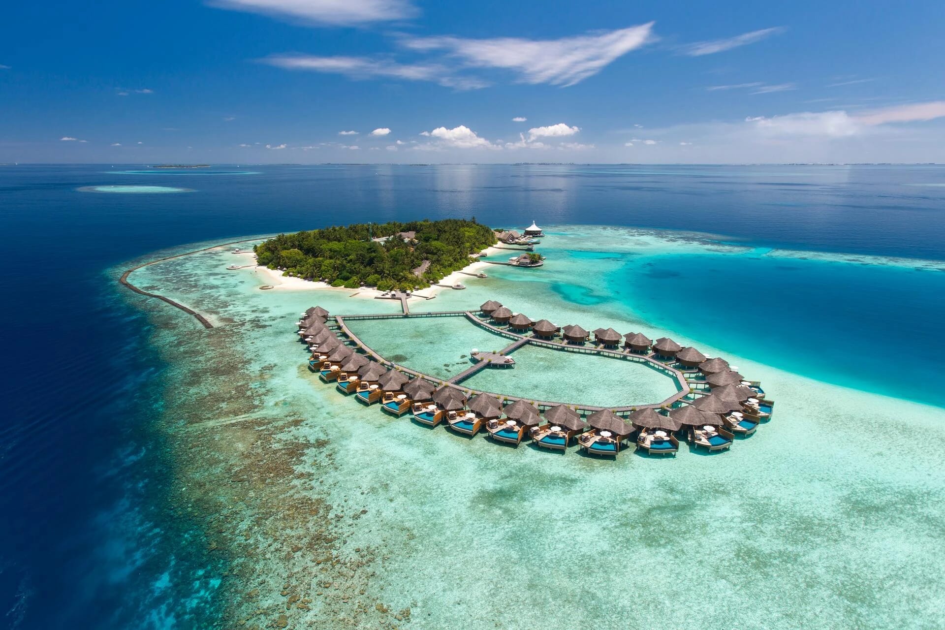 st-regis-maldives-vommuli-resort